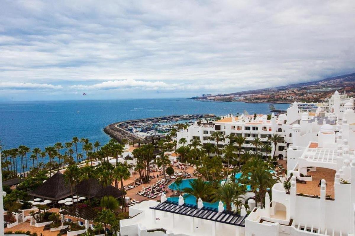 Cozy Apartment In The Center Of Costa Adeje On The 1St Coastline Costa Adeje (Tenerife) Exterior foto